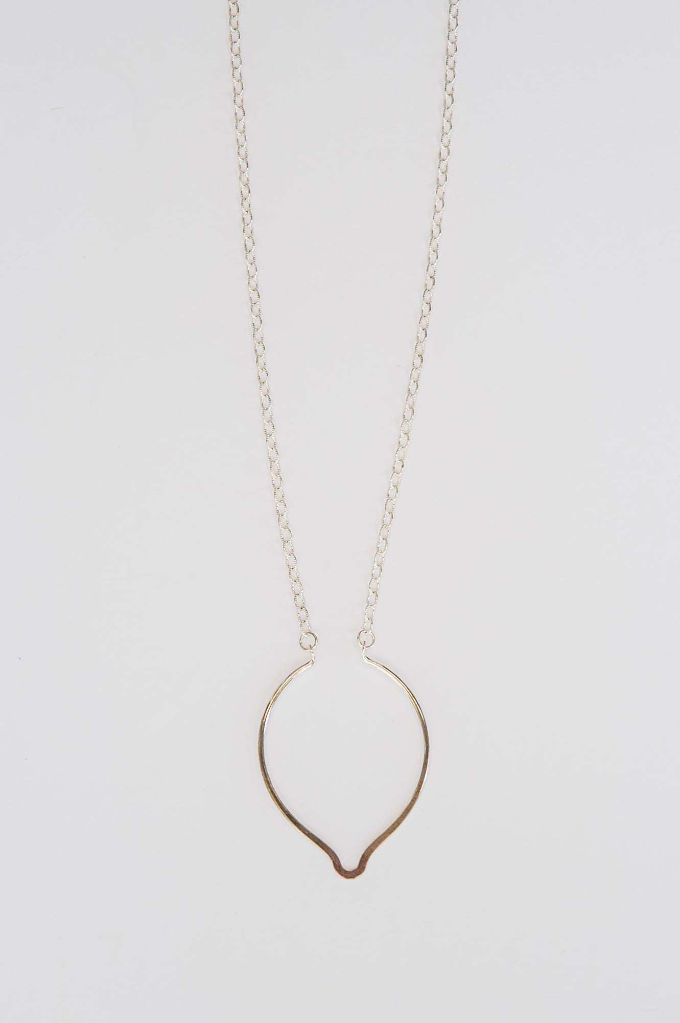 (Retired) Open Oval Necklace (Retired)