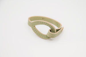 Rethreaded_leather_bracelet_palmetto