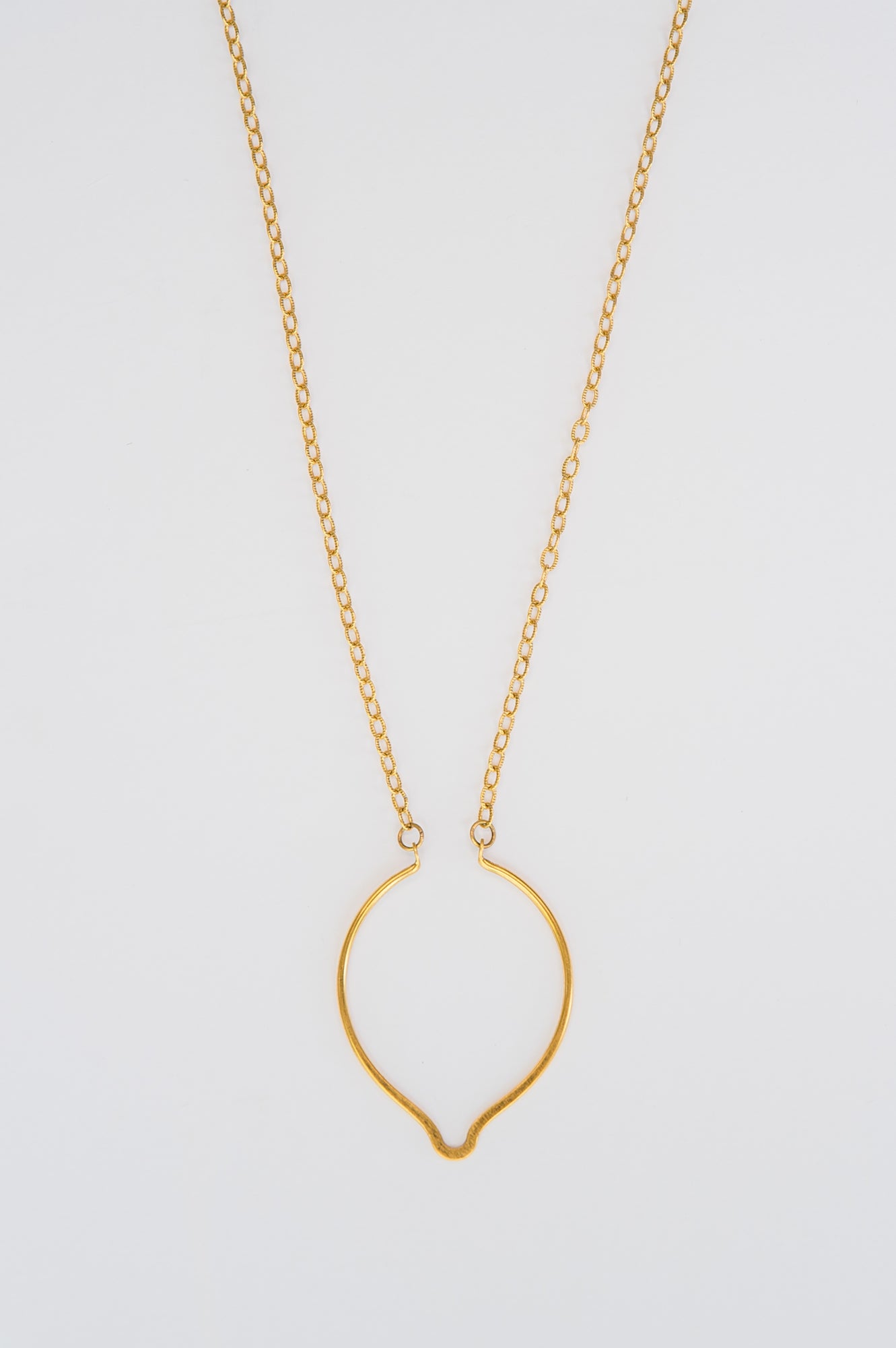 (Retired) Open Oval Necklace (Retired)